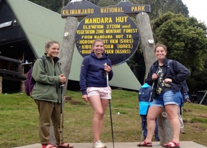 kilimanjaro marangu-route-day-hike