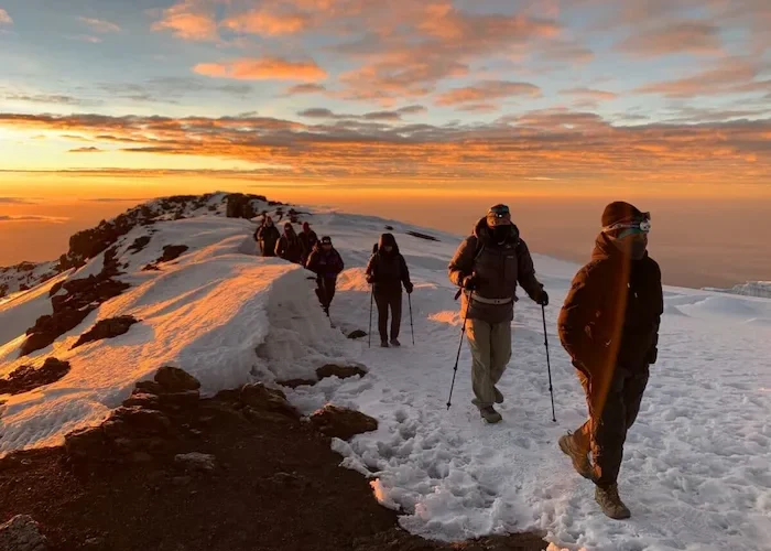mount kilimanjaro summit hk8